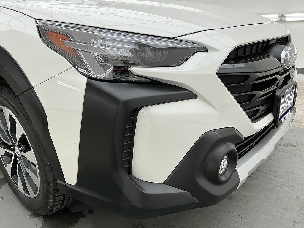 Used 2024 WHITE Subaru Limited image 27