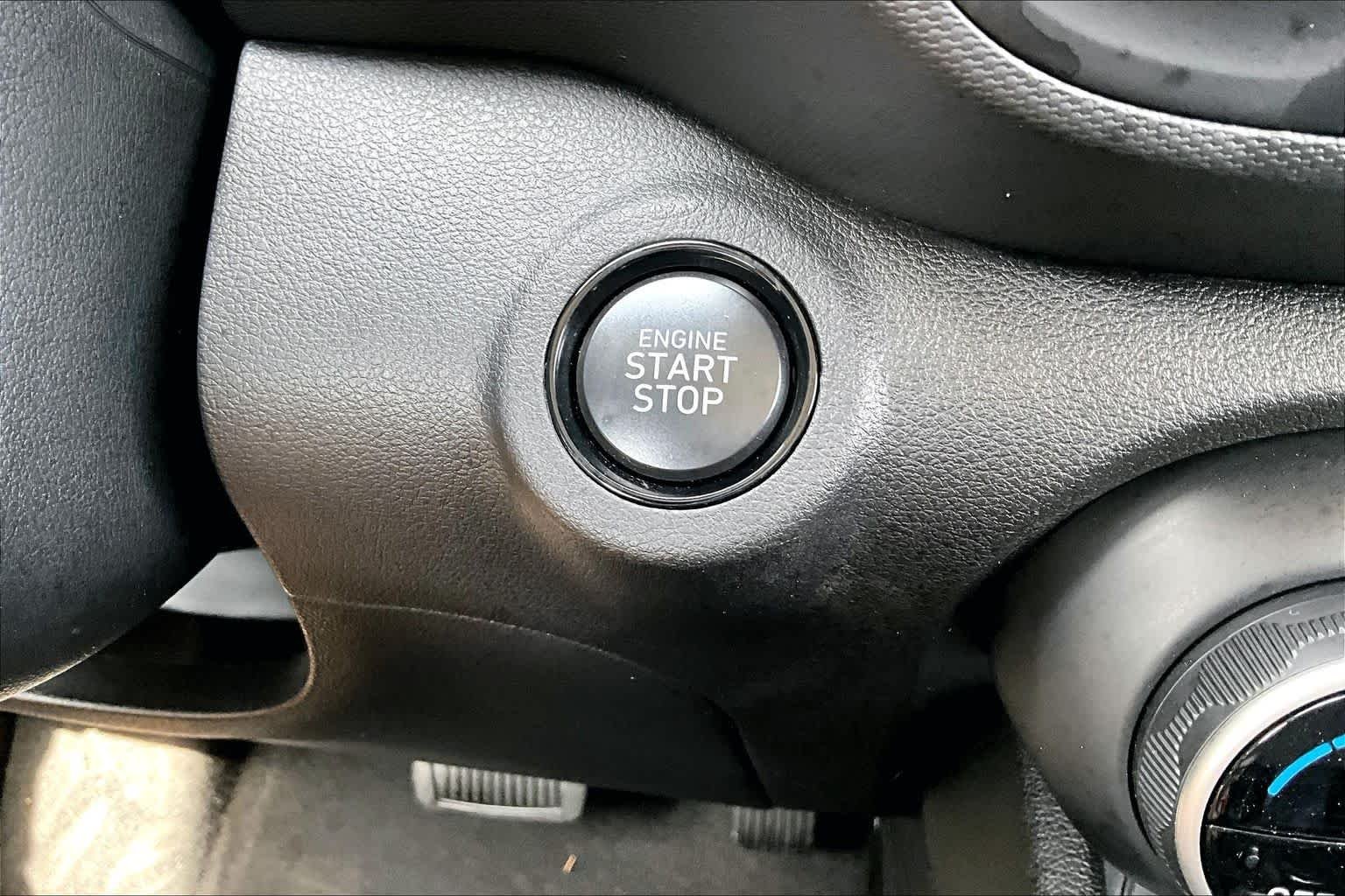 Used 2026 Ecotronic Gray Hyundai SEL image 35