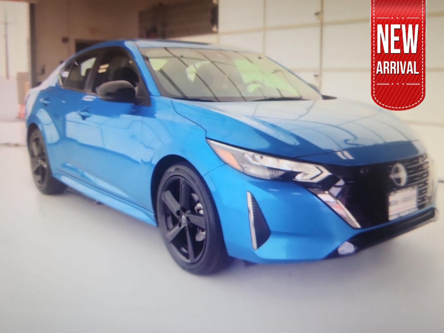 Used 2025 Electric Blue Metallic Nissan SR image 1
