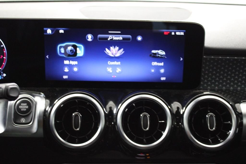 Certified Used 2026  Mercedes-Benz GLB 250 image 27