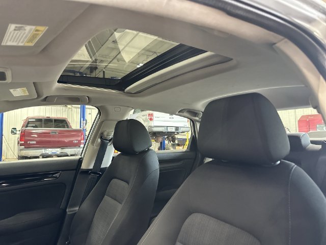 Certified Used 2022 Silver Honda EX image 20