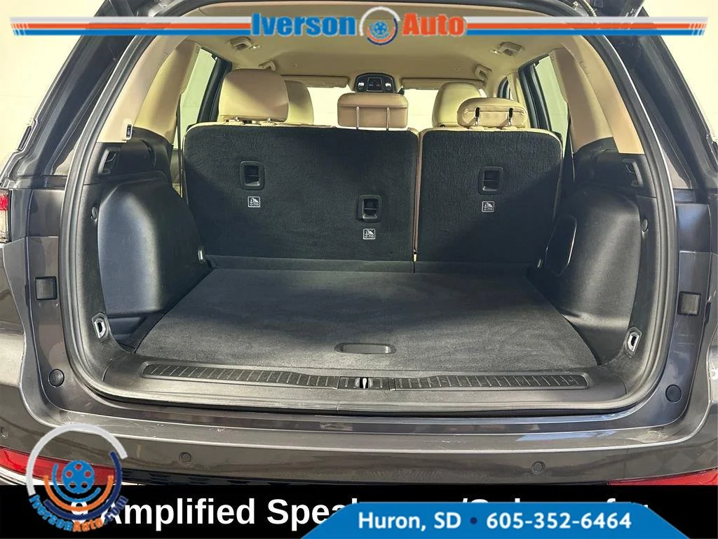 Used 2022 Baltic Gray Metallic Clearcoat Jeep Limited image 11