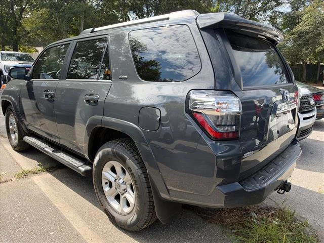 Used 2024  Toyota SR5 image 16