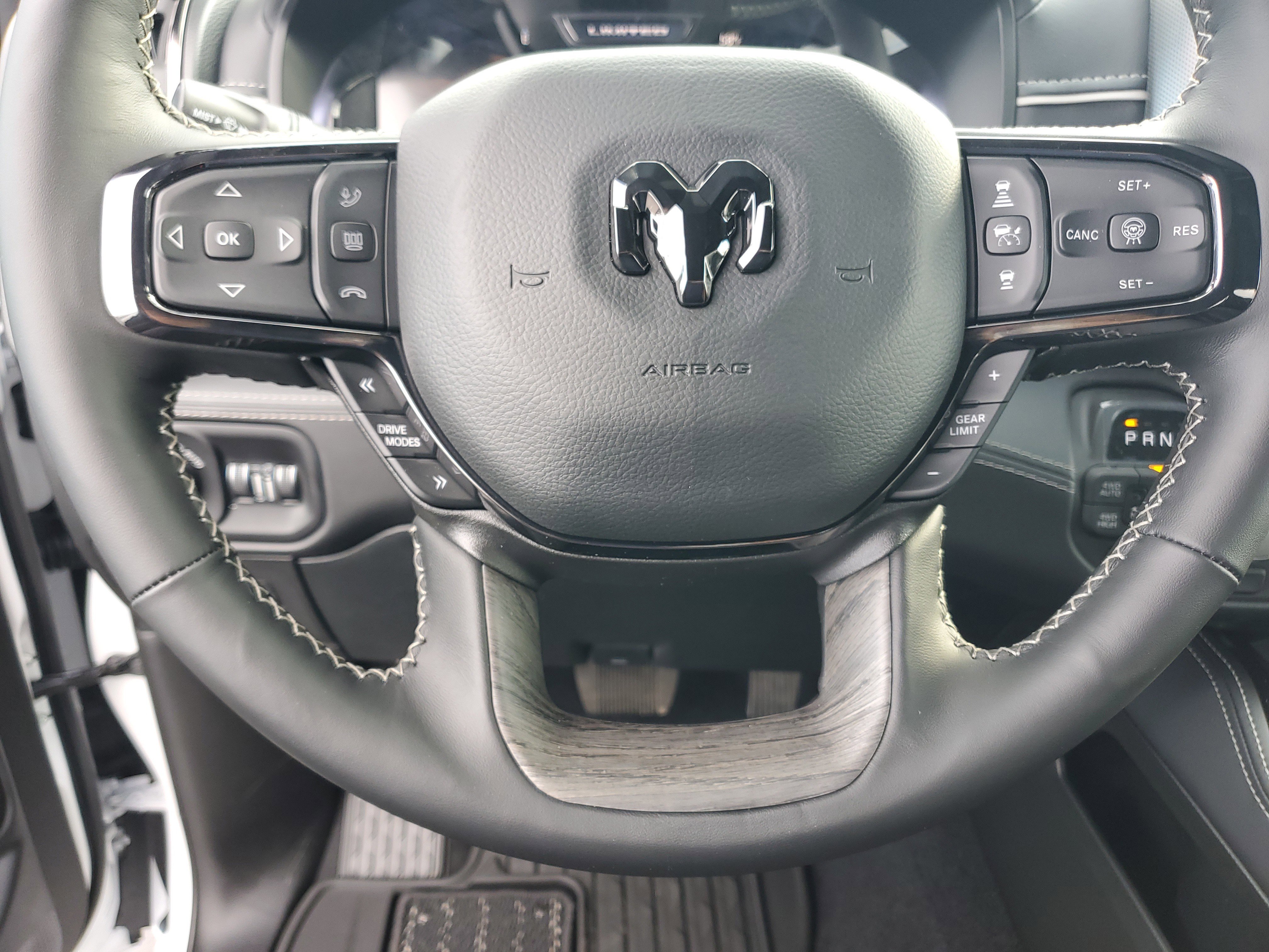 New 2026 Ivory White Tri-Coat Pearl-Coat Exterior Paint RAM Limited image 21