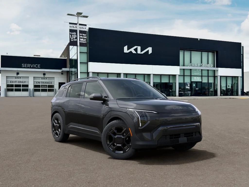 New 2027 Interstellar Gray Kia Wind image 8