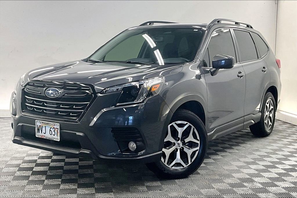 2023 Subaru Forester Premium's photo