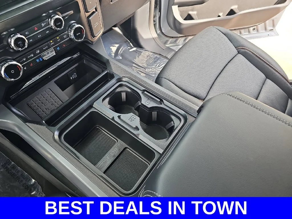 New 2026 Glacier Gray Metallic Tri-Coat Ford F-250® Lariat® image 24