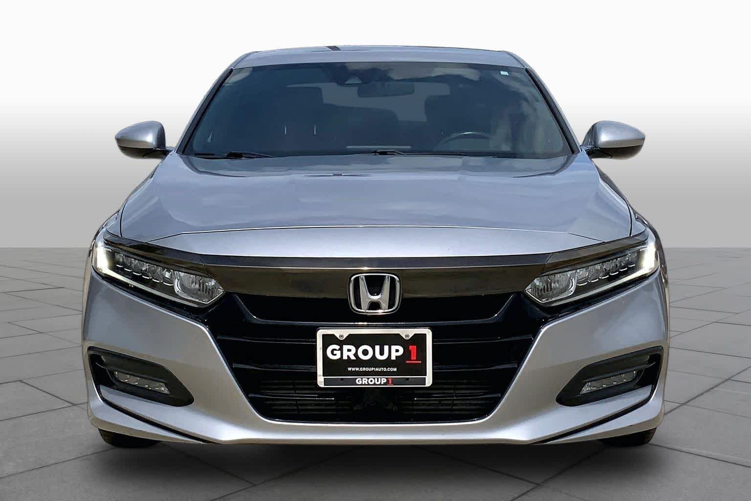 Used 2020 Lunar Silver Metallic Honda Sport image 4