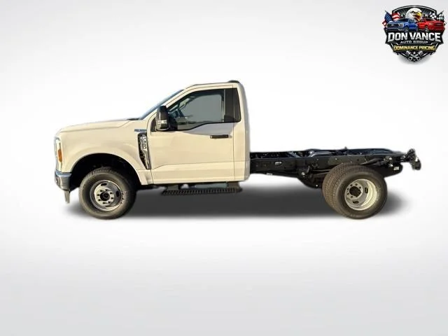 2026 Ford F-350 XL 4x4 Regular Cab 145-In DRW's photo