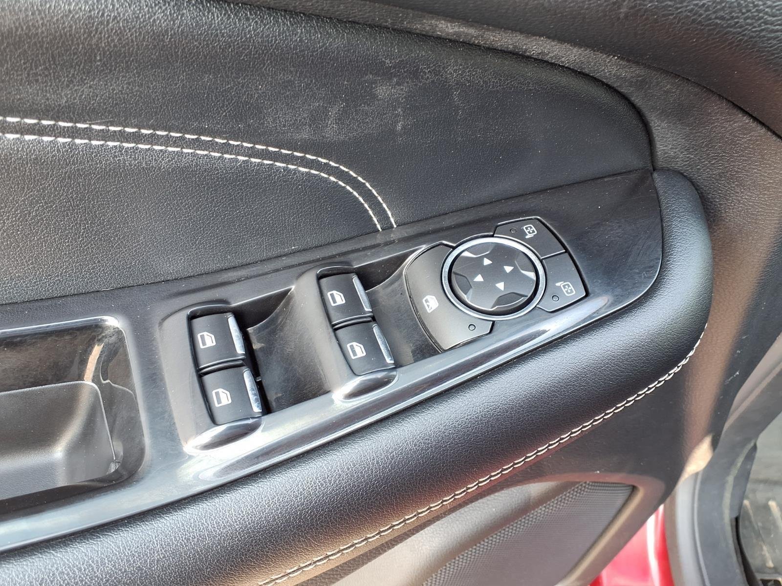 Used 2016  FORD TITAN image 7