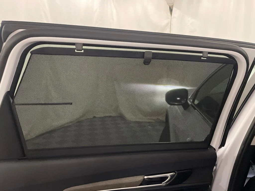 Used 2022 Glacial White Pearl Kia EX image 32