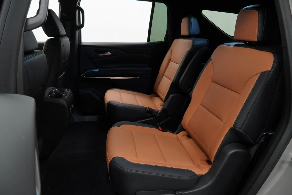 2027 Chevrolet Traverse Z71 - Photo 11