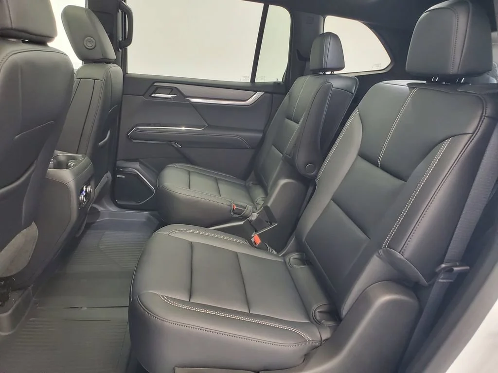 2026 GMC Acadia Elevation - Photo 25