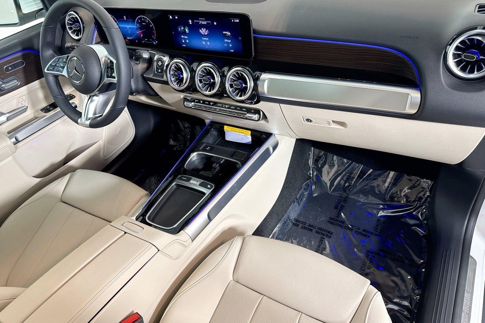 New 2026 Polar White Mercedes-Benz GLB 250 image 27