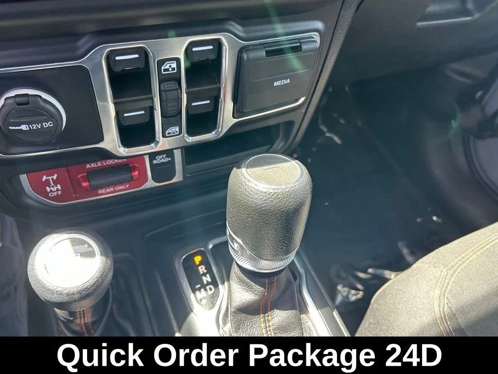 Used 2022 Gray Jeep Mojave image 16