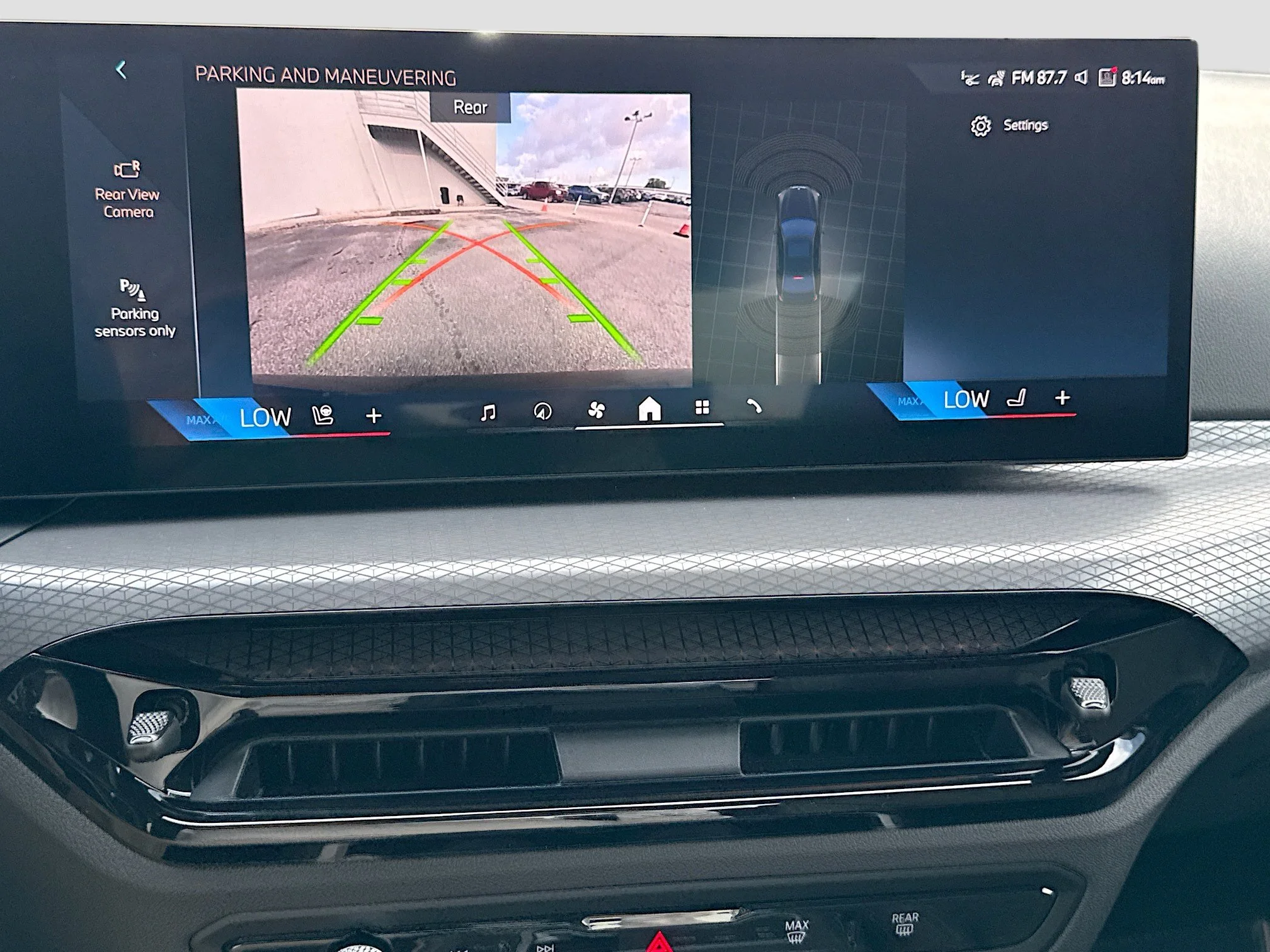New 2026 Black Sapphire Metallic BMW 330i image 34