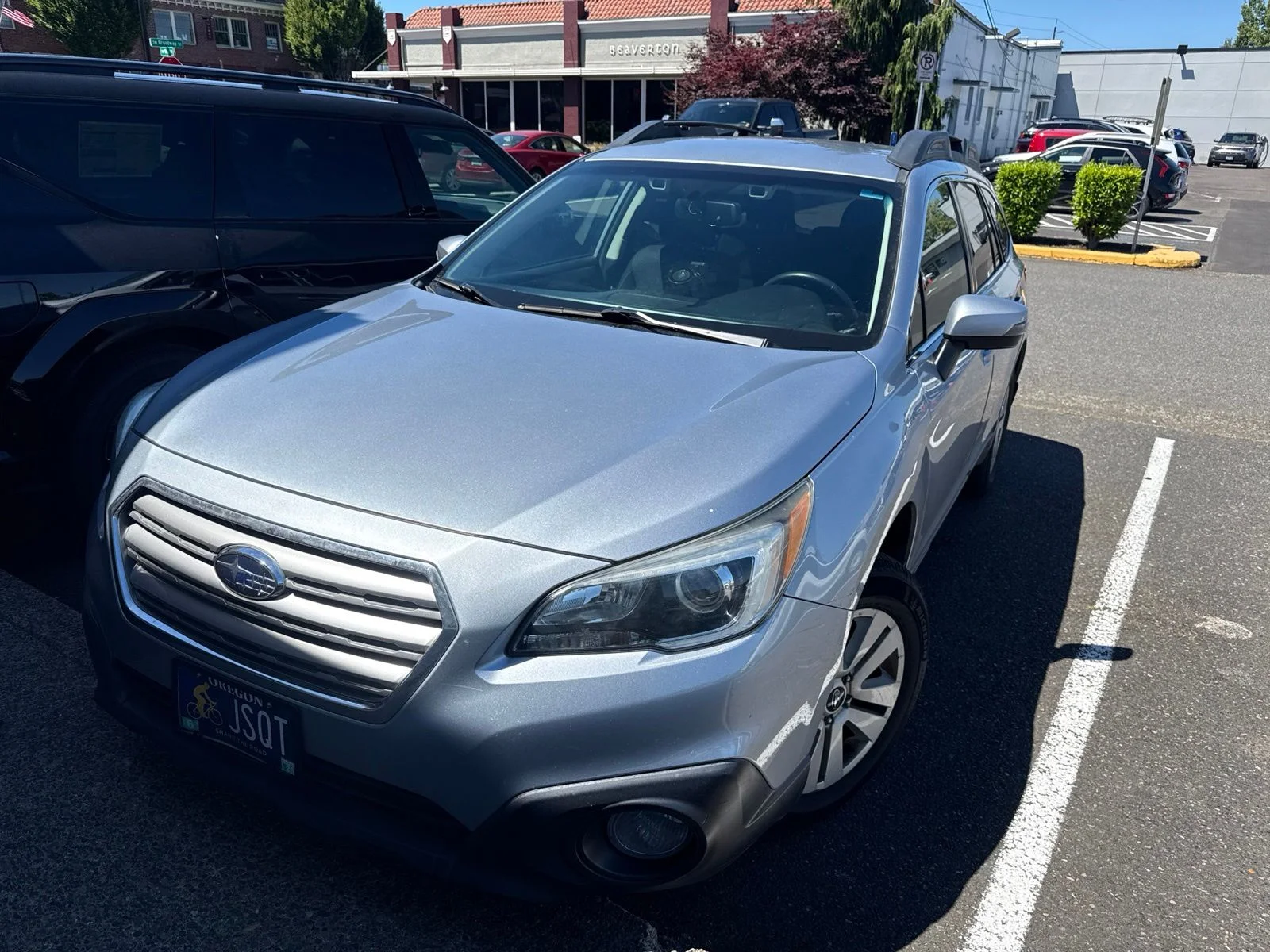 Used 2016 Silver Subaru 2.5i Premium image 1
