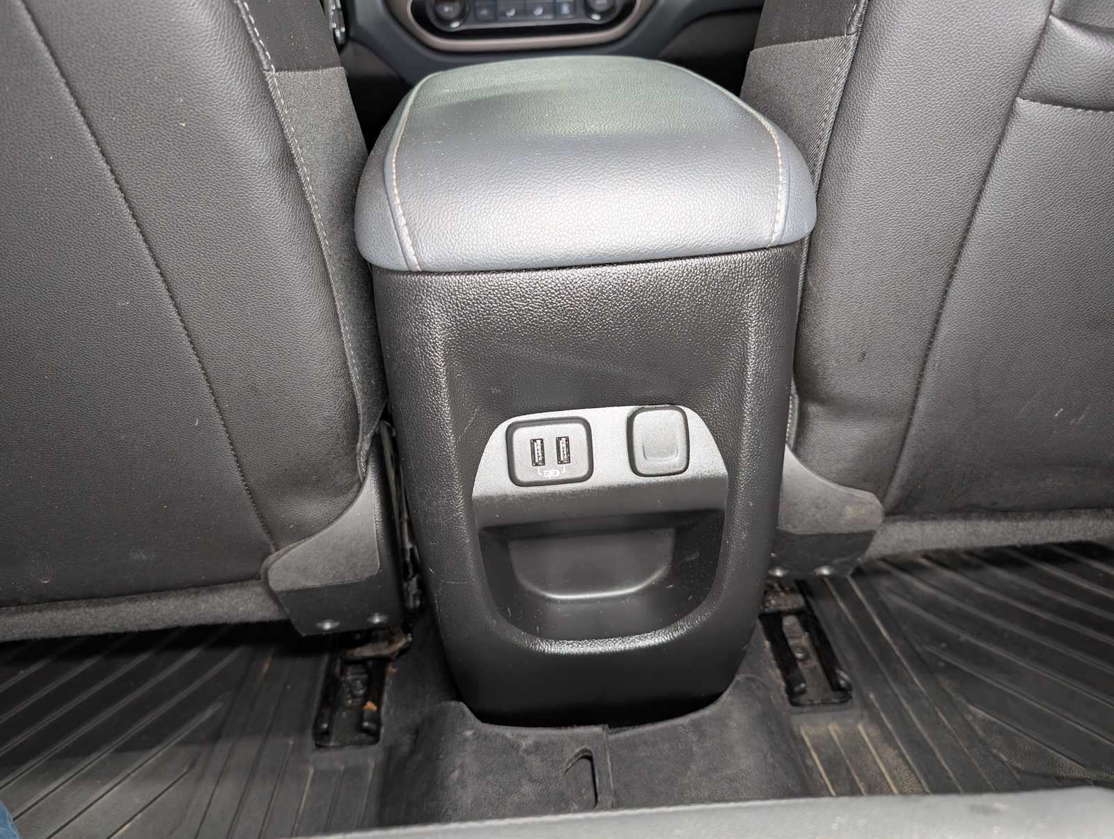 Used 2019 Kinetic Blue Metallic Chevrolet 4WD Z71 image 21
