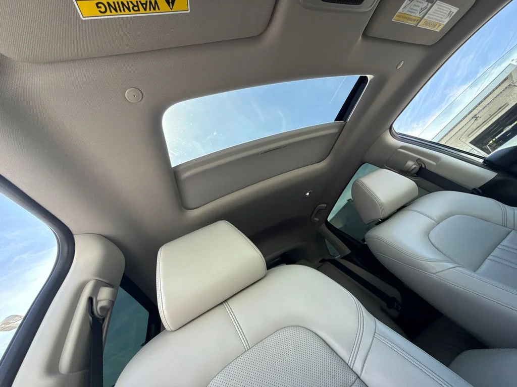 Used 2024 Gray Honda EX-L image 14