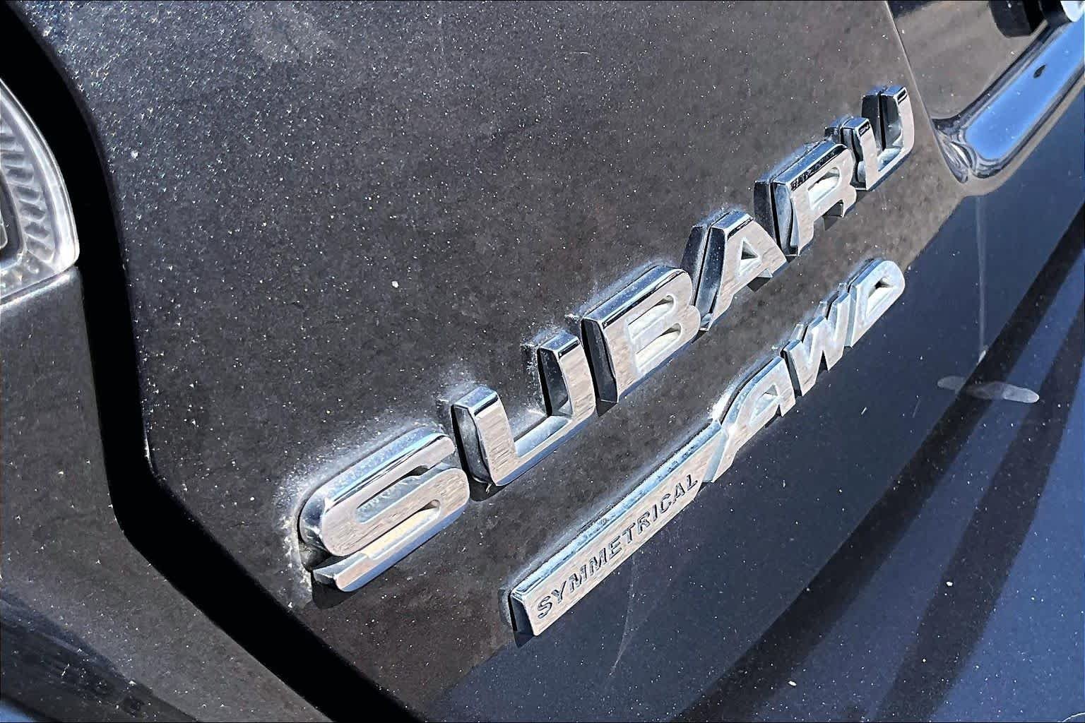Used 2019 Dark Gray Metallic Subaru  image 13
