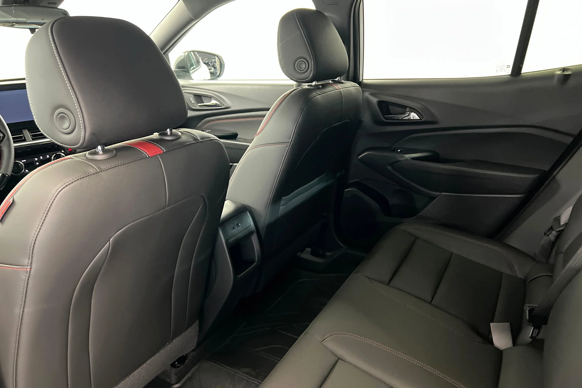 2026 Chevrolet Trax RS - Photo 19