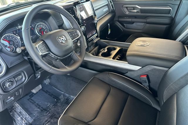 New 2026 Silver Zynith Exterior Paint RAM Laramie image 9