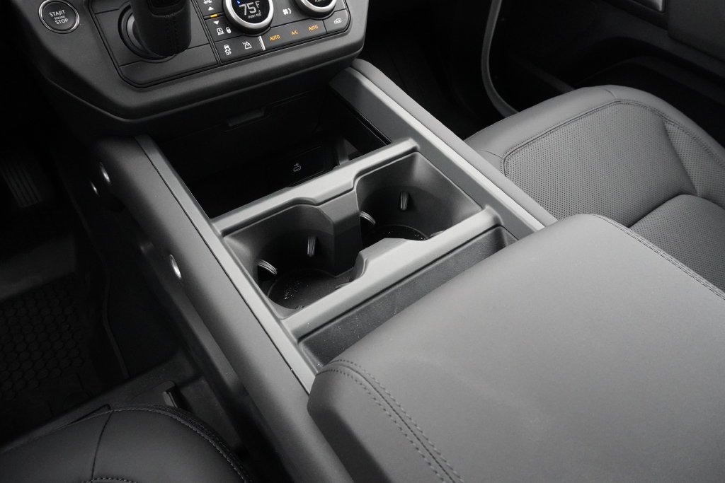 New 2026 Fuji White Land Rover S image 14