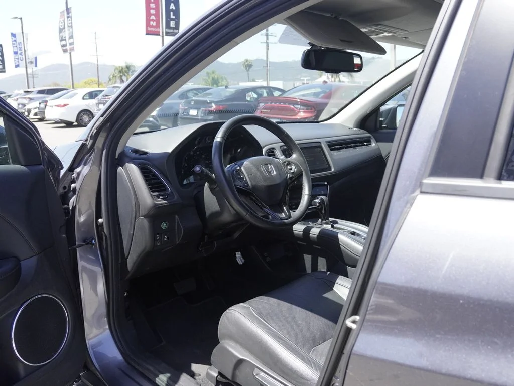 Used 2019 Gray Honda EX-L image 25