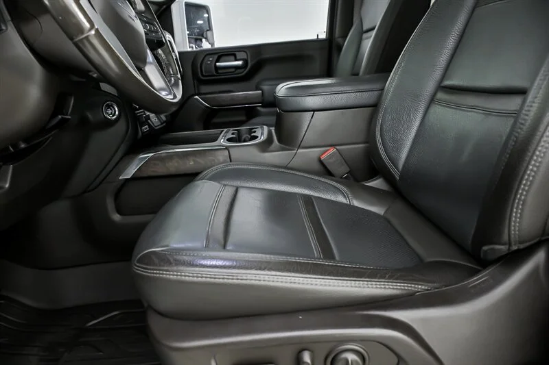 Used 2020 Summit White GMC Denali image 22