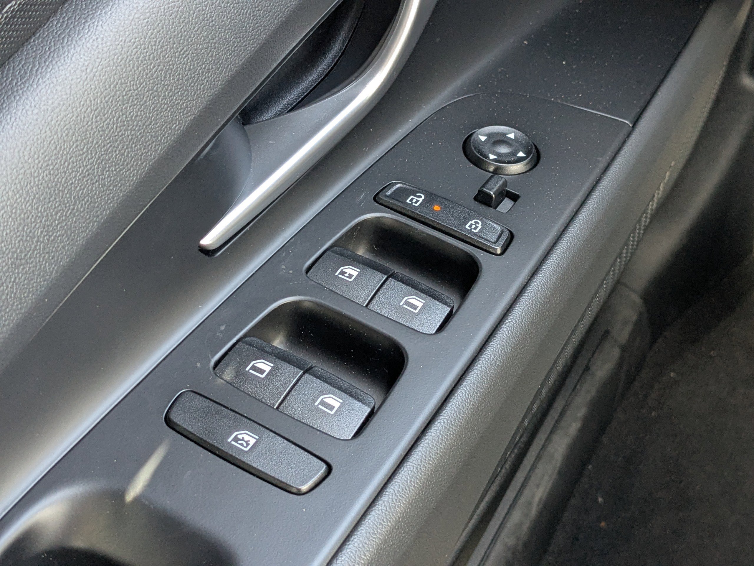 New 2026 Ecotronic Gray Hyundai SE image 39