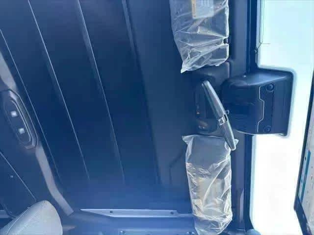 Used 2025 Anvil Clearcoat Jeep Sport S image 11