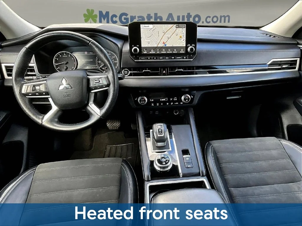 Used 2024 White Mitsubishi SE image 10