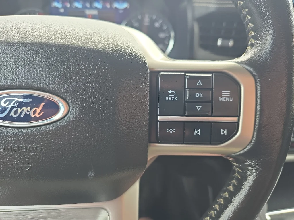 Used 2024  Ford XLT image 18