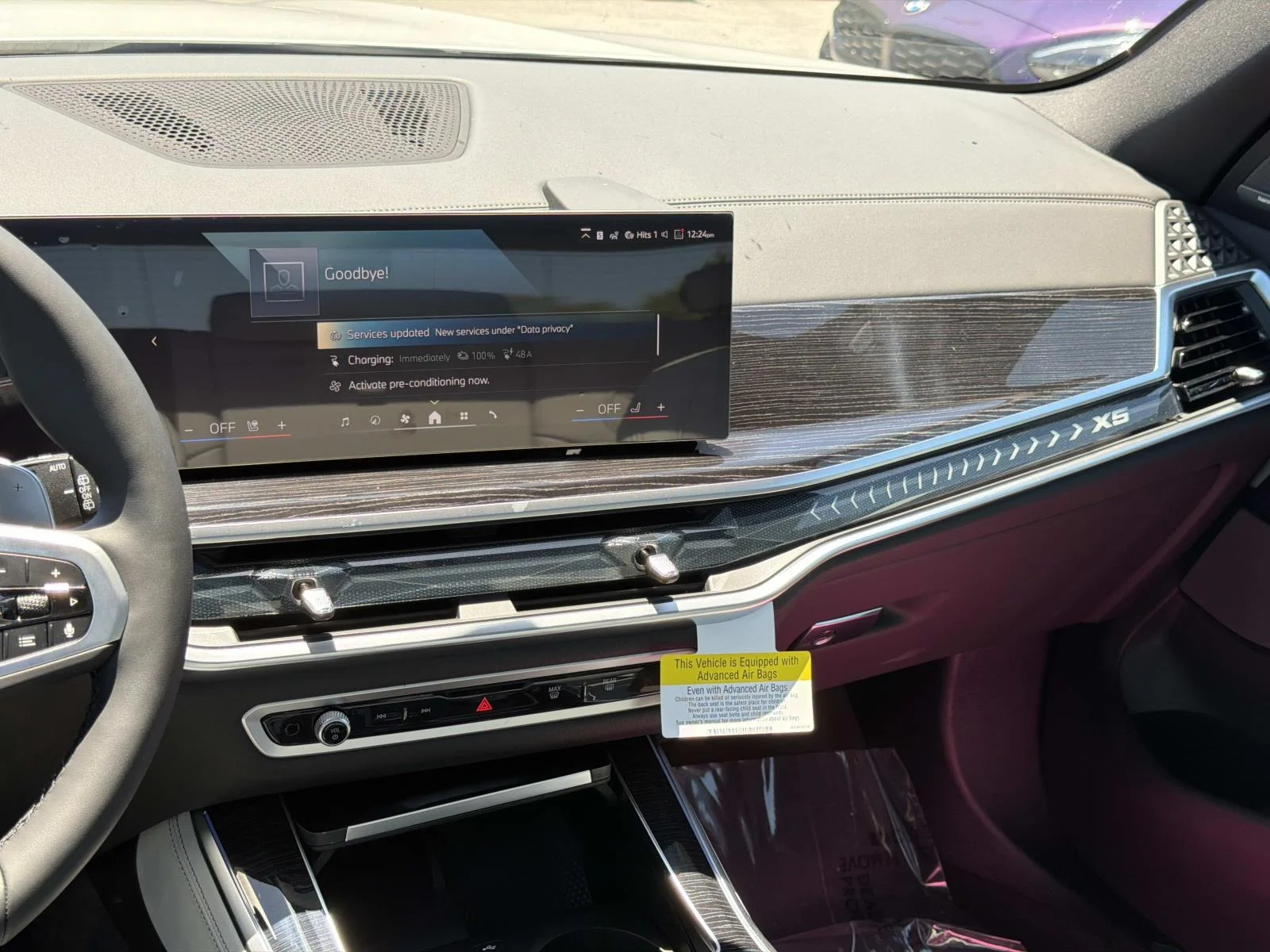 New 2026 Mineral White Metallic BMW xDrive50e Plug-In Hybrid image 9