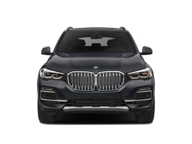Used 2022 Arctic Grey Metallic BMW sDrive40i image 4