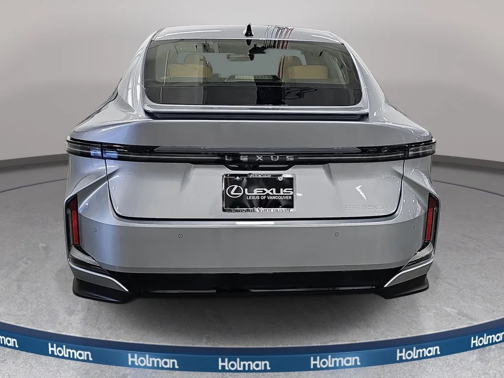 New 2026 Iridium Lexus PREMIUM AWD image 6