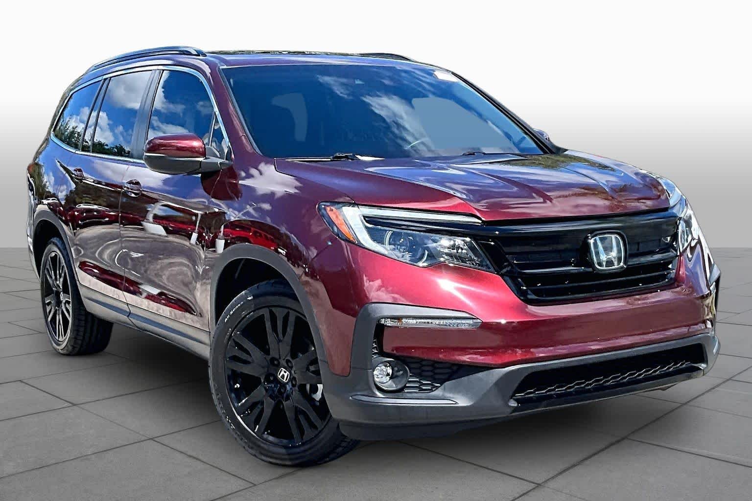 Used 2022 Deep Scarlet Pearl Honda Special Edition image 3