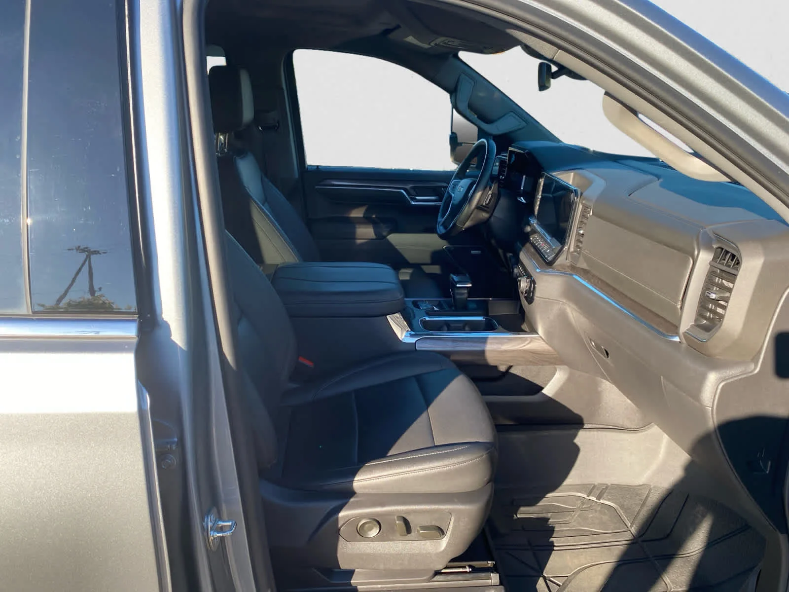 Used 2024 Sterling Gray Metallic Chevrolet LTZ image 21