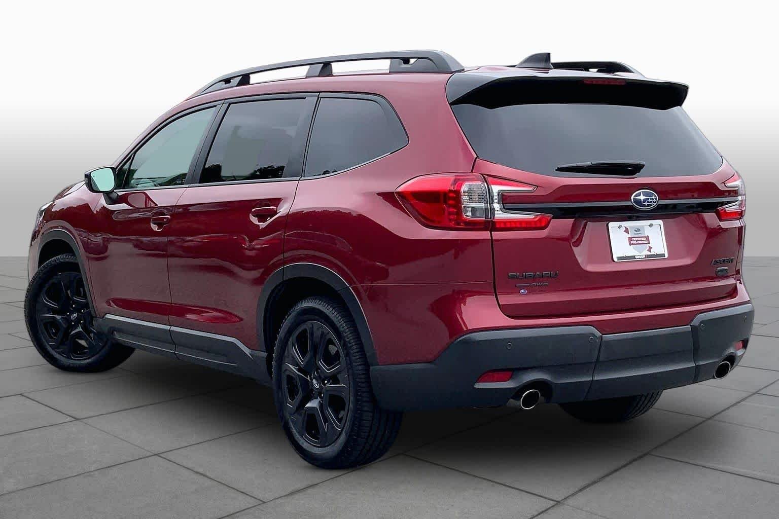 Used 2023 Crimson Red Pearl Subaru Onyx Edition image 11