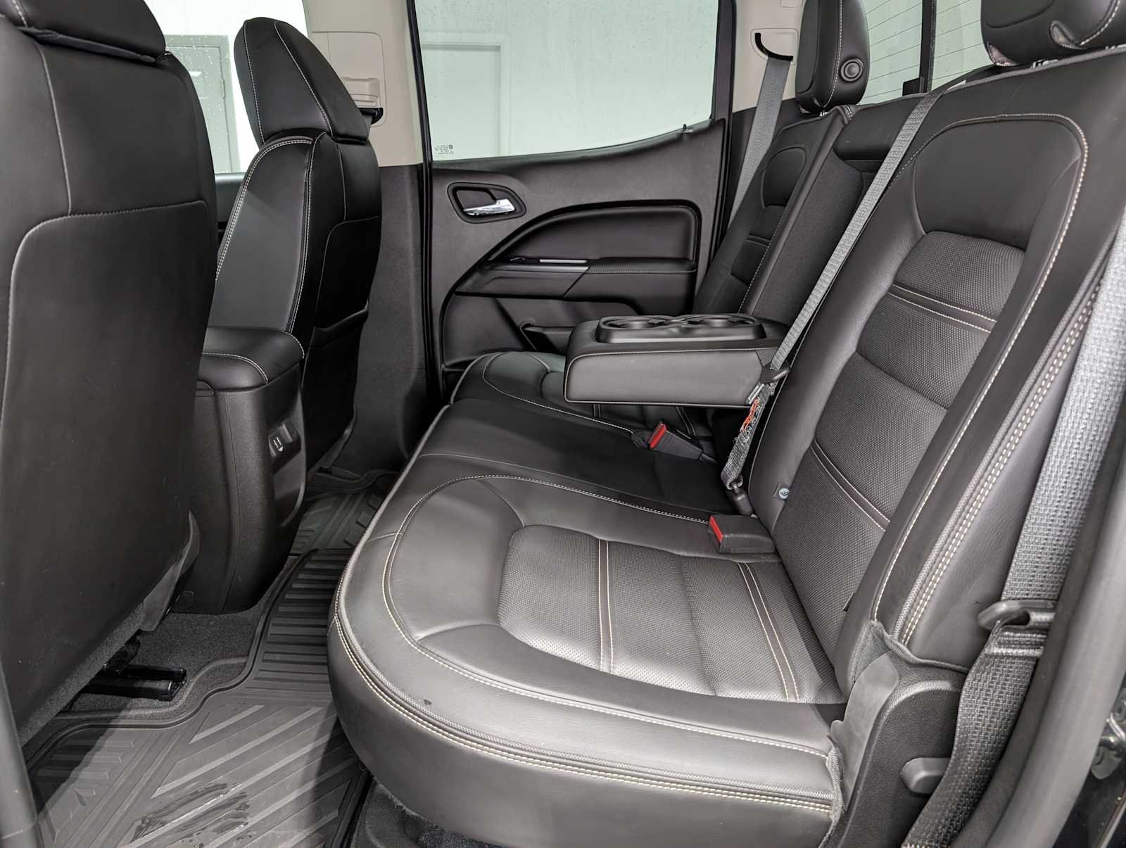 Used 2019 Onyx Black GMC 4WD Denali image 21