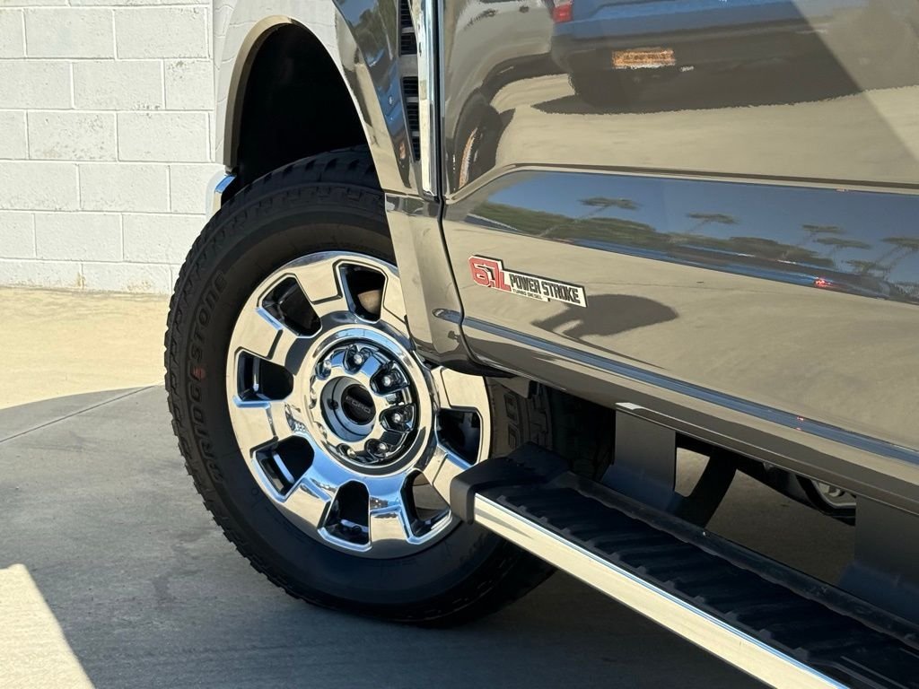 New 2026 Marsh Gray Ford F-250® Lariat® image 18
