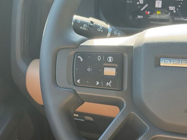 New 2026 Woolstone Green Land Rover X-Dynamic SE image 25