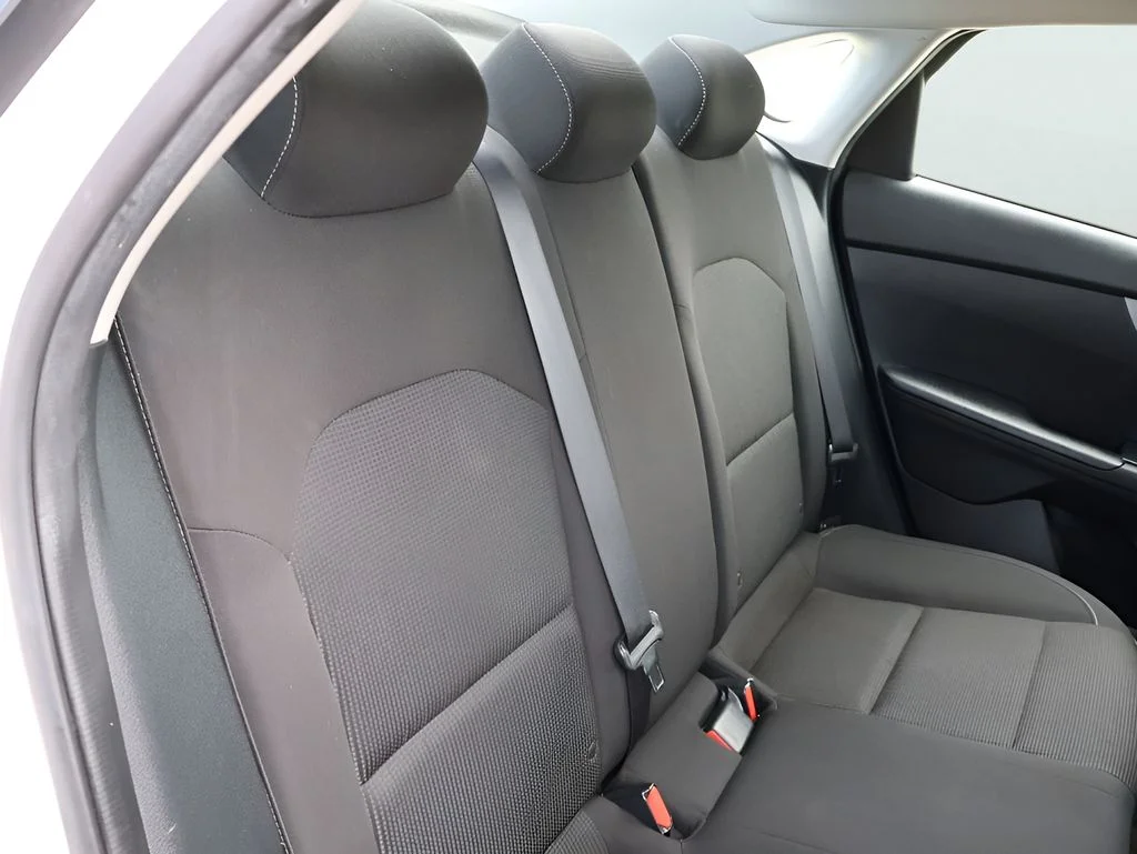 Used 2021 White Kia LXS image 13