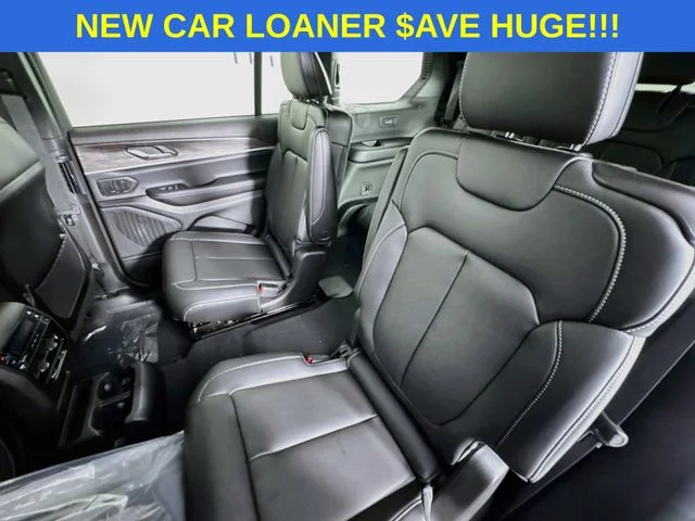 New 2026 Bright White Clear-Coat Exterior Paint Jeep Limited image 23