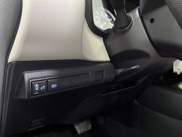 Certified Used 2022 Silver Toyota LE image 14