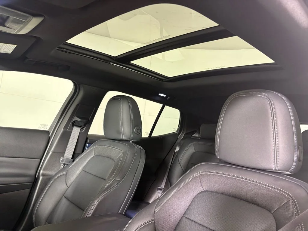 New 2026 Radiant Red Tintcoat Chevrolet LT image 25