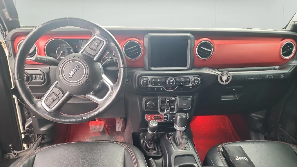 Used 2021 Gray Jeep Unlimited Rubicon image 12