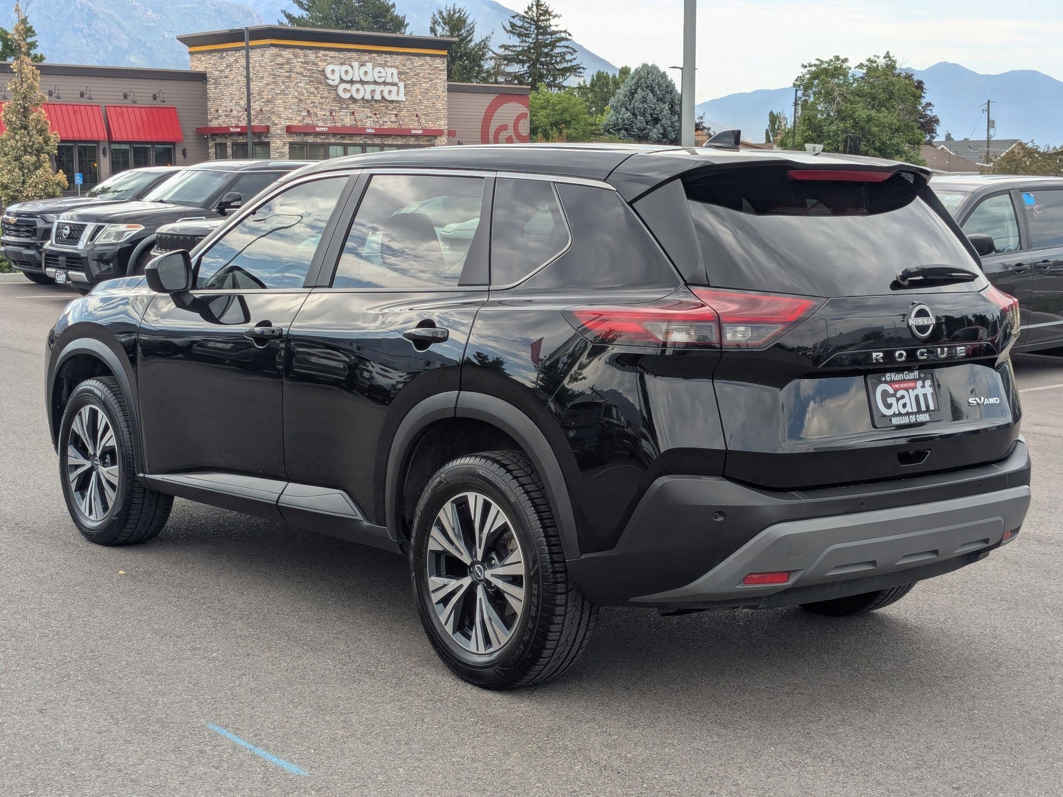 Used 2023 Super Black Nissan SV image 5