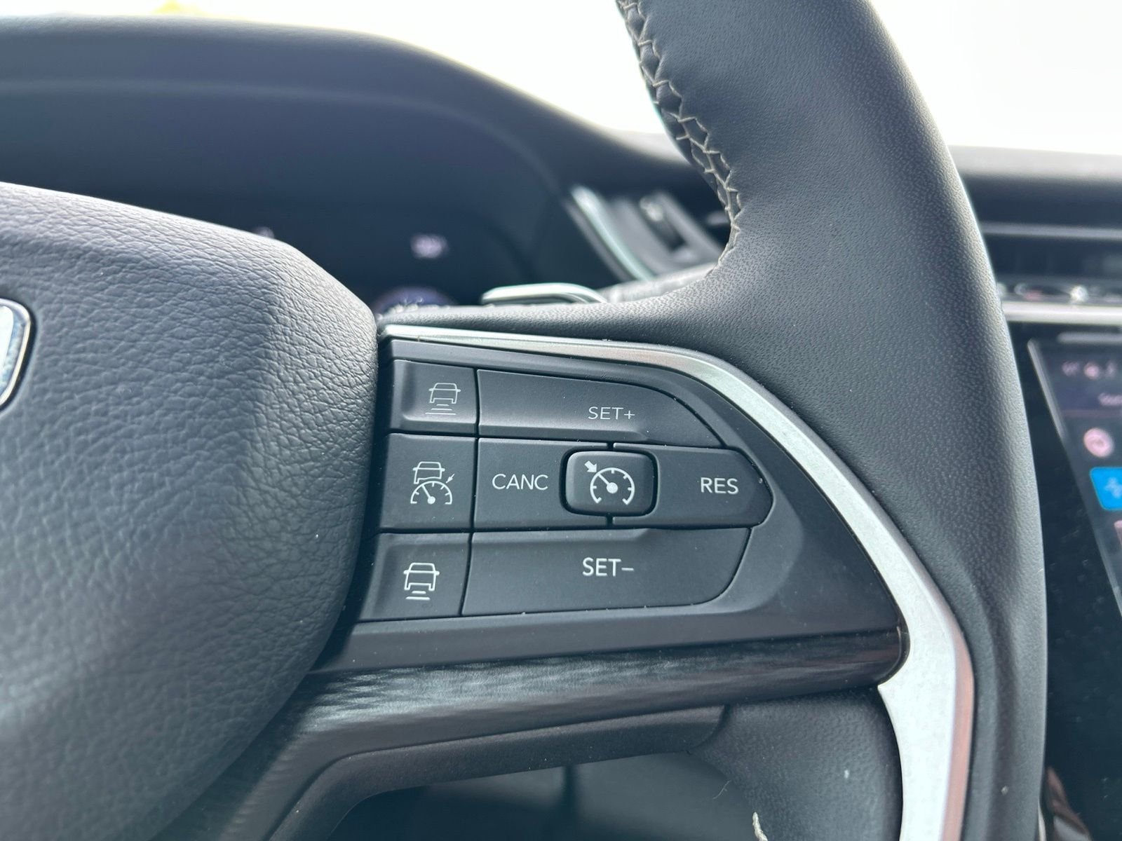 Certified Used 2023 Gray Jeep Altitude X image 16
