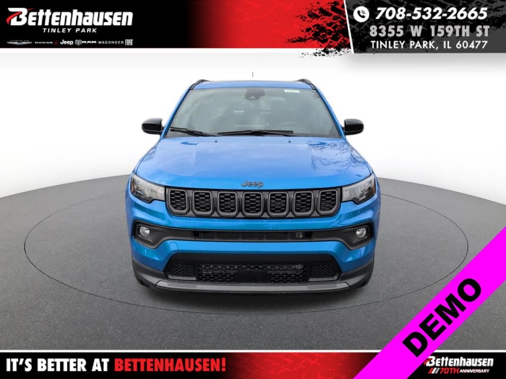 New 2026 Hydro Blue Pearl-Coat Exterior Paint Jeep Latitude image 11